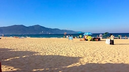 Pham Van Dong Beach